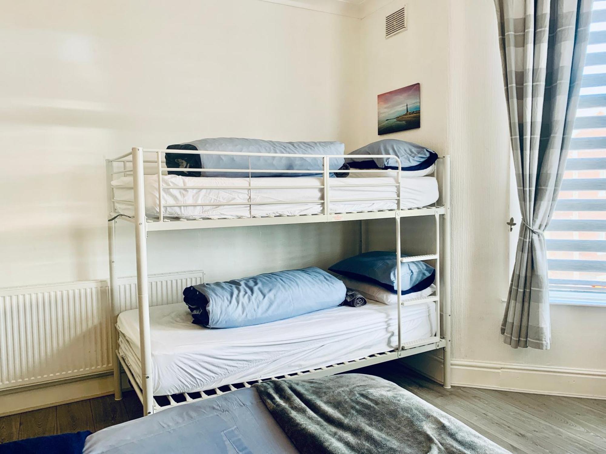 The Whitehouse Apartment *
